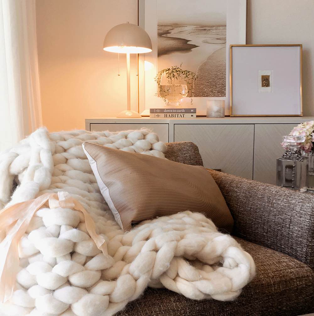 5 FALL DECOR ACCENTS THAT COMBINE COZINESS + GRACE