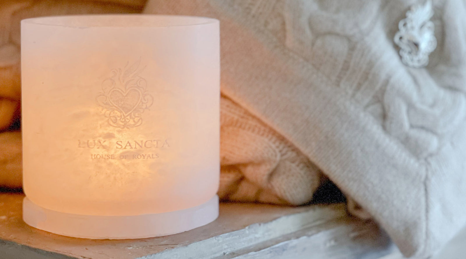 The Cozy Shop House of Royals